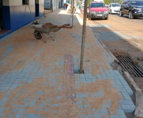 Melhorias de calçadas na Avenida Luiz Francisco Paggi